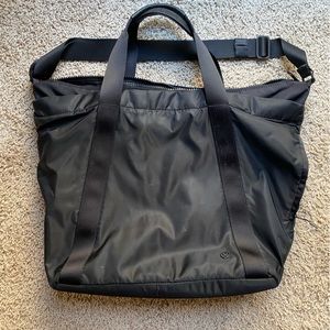 LULULEMON GYM BAG